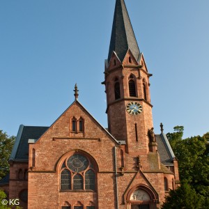 Johanneskirche mit Haupteingang